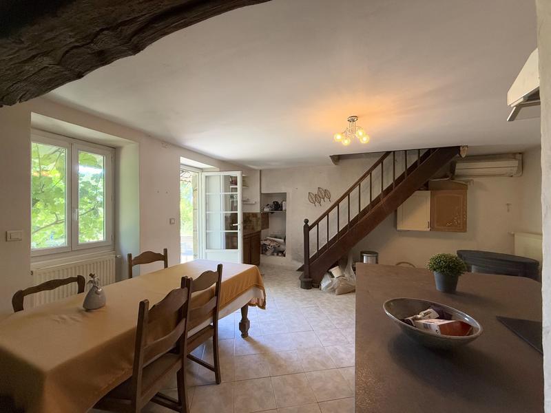 Maison - 231 m² - 6 pièces