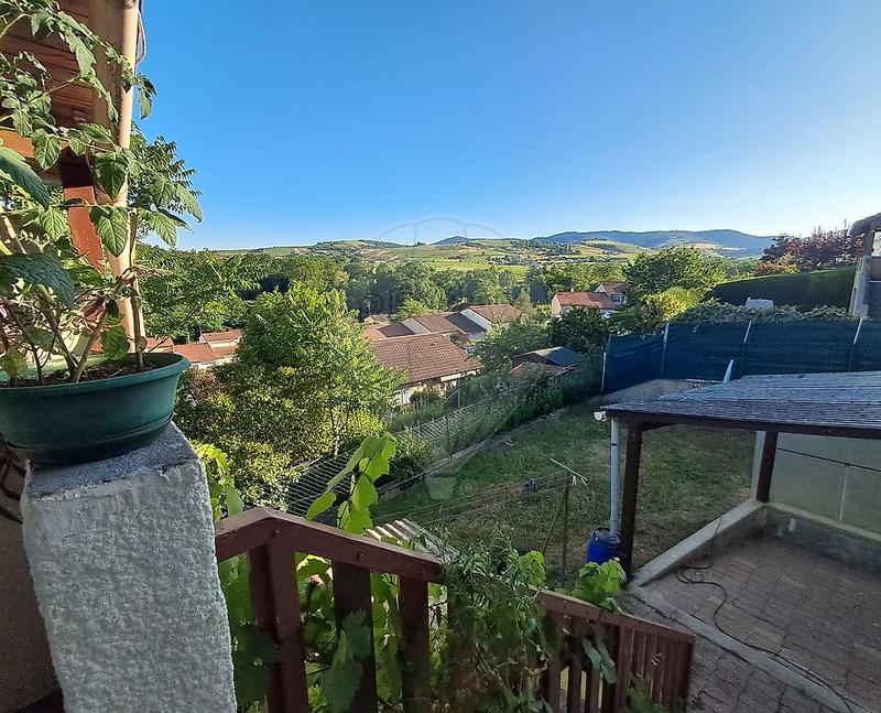 Maison - 110 m² - 6 pièces