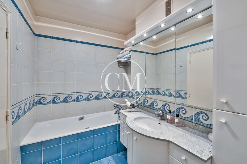 Appartement - 131 m² - 5 pièces