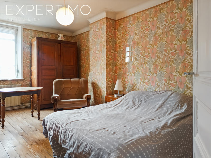 Maison - 96 m² - 6 pièces