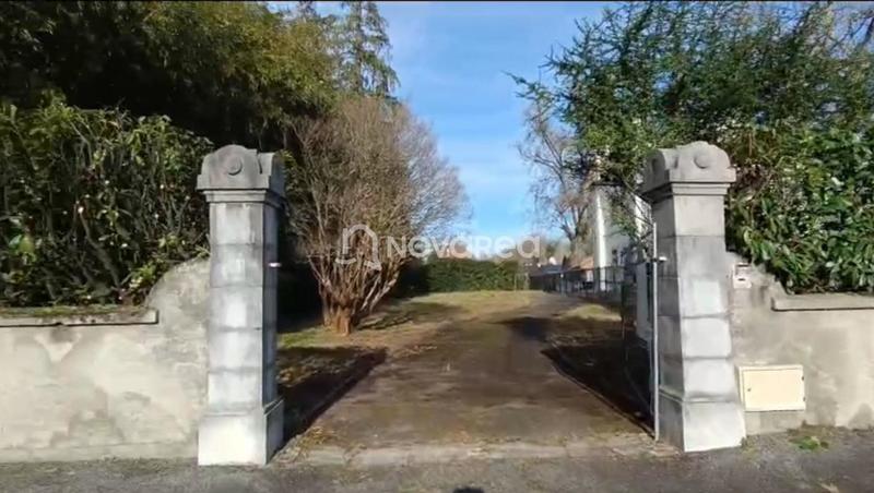 Terrain constructible - 1 073 m²