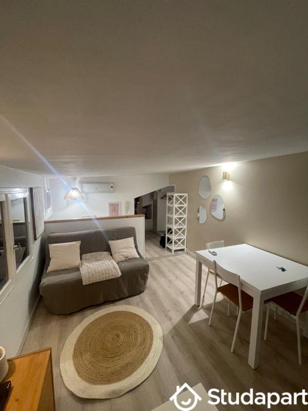 Appartement - 16 m² - 2 pièces