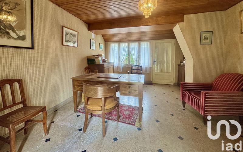 Maison - 182 m² - 10 pièces