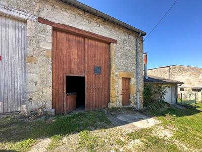 Maison - 60 m² - 4 pièces