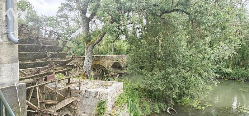 Moulin - 500 m² - 14 pièces