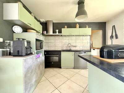 Maison - 103 m² - 5 pièces