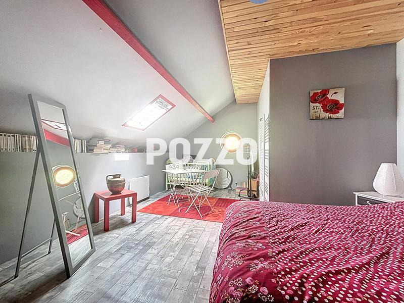 Maison - 285 m² - 7 pièces