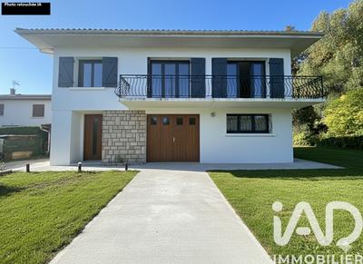 Maison - 124 m² - 6 pièces