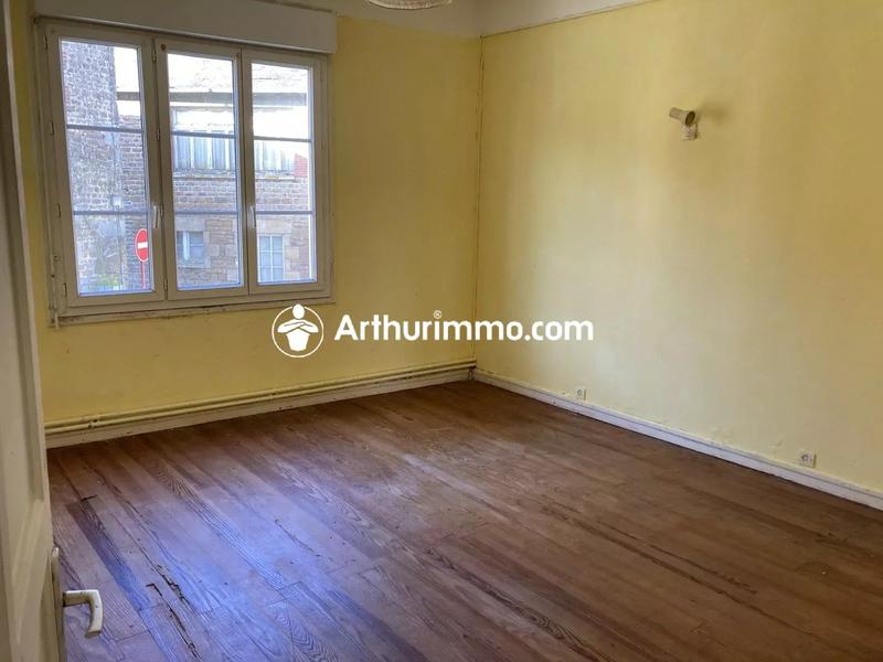 Maison - 253 m² - 8 pièces