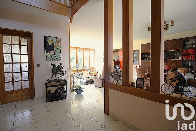Maison - 185 m² - 7 pièces
