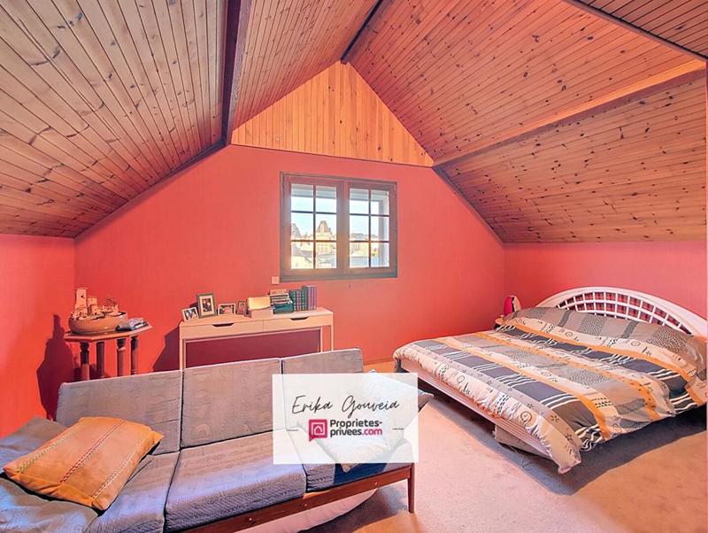 Maison - 123 m² - 7 pièces