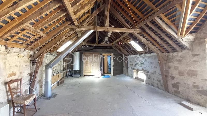 Maison en pierre - 171 m² - 8 pièces