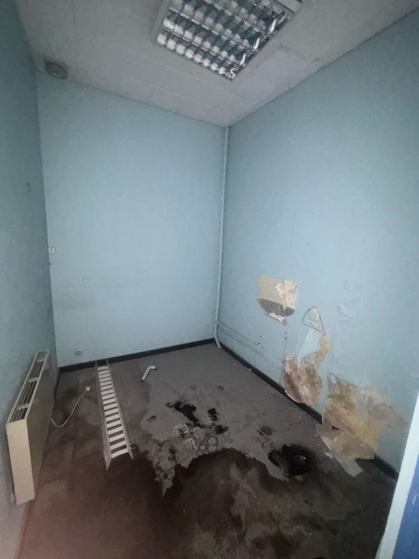 Local commercial - 180 m²