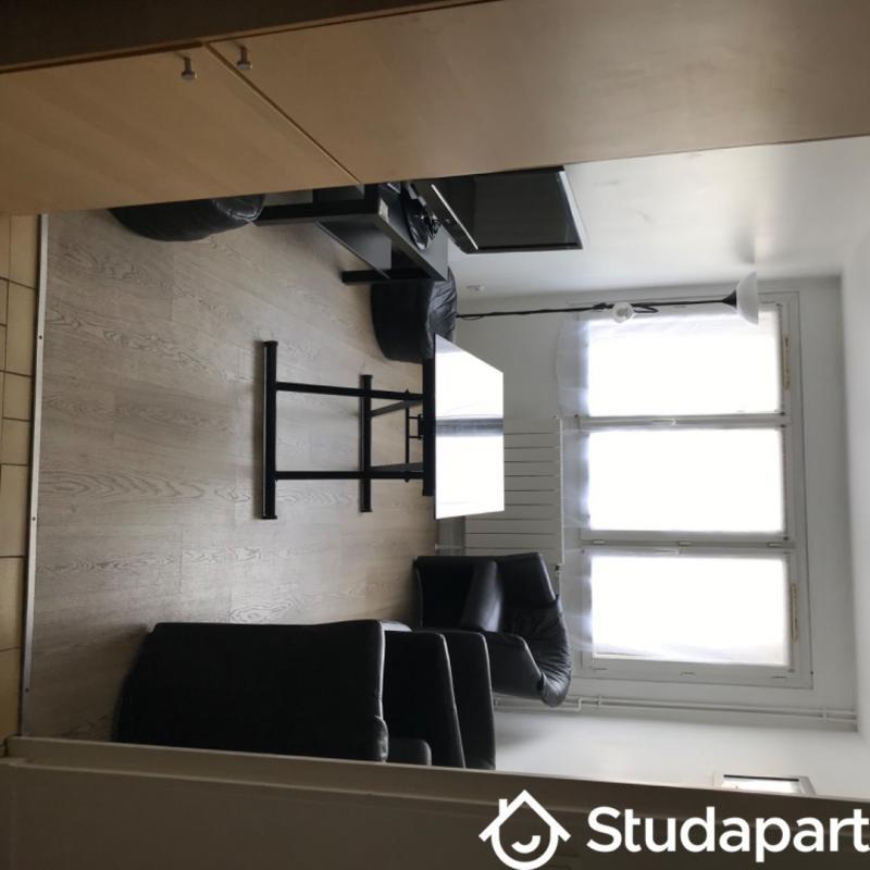 Chambre - 11 m² - 1 pièce