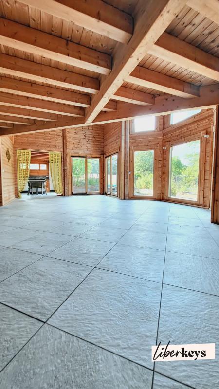 Châlet - 245 m² - 8 pièces