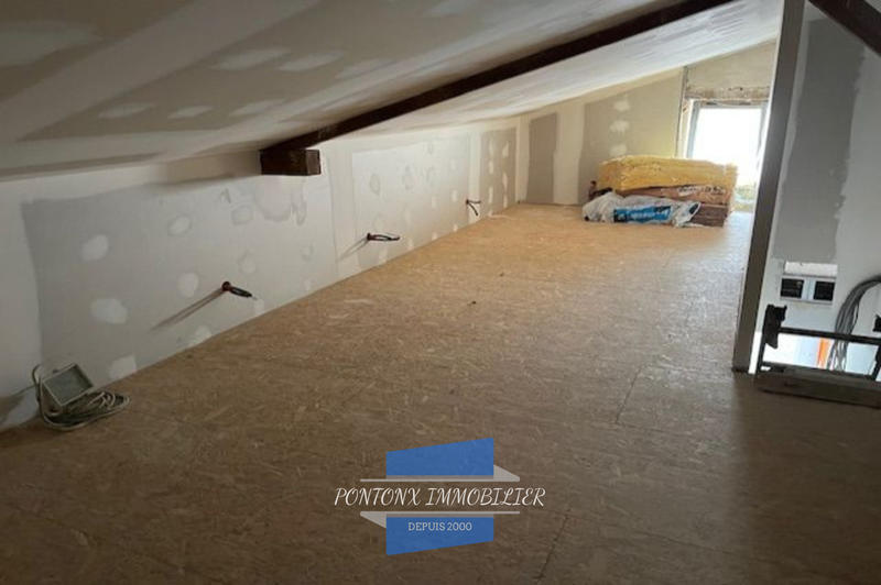 Grange - 106 m² - 4 pièces