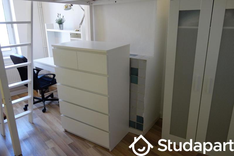 Chambre - 11 m² - 1 pièce