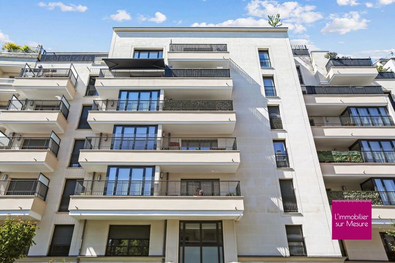 Appartement - 98 m² - 4 pièces