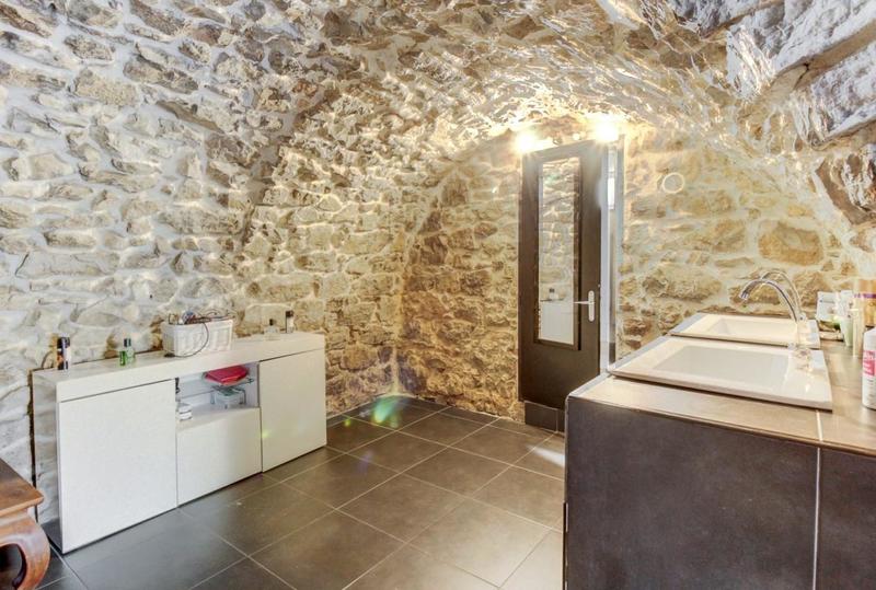 Maison ancienne - 103 m² - 6 pièces