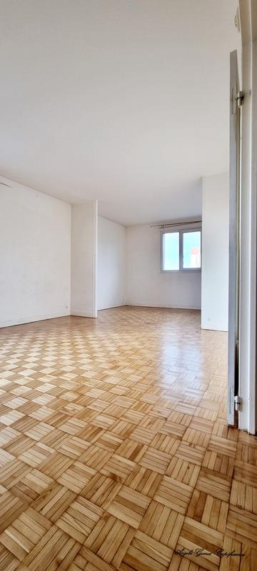 Appartement - 83 m² - 5 pièces