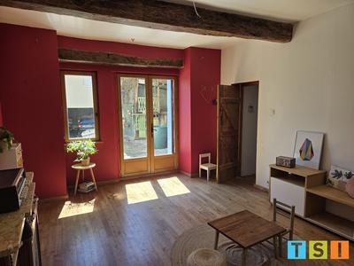 Maison - 230 m² - 7 pièces