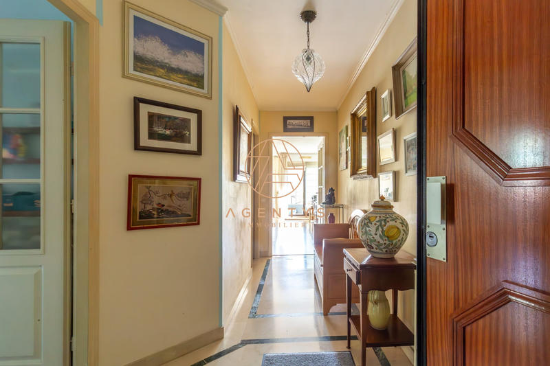 Appartement - 86 m² - 4 pièces