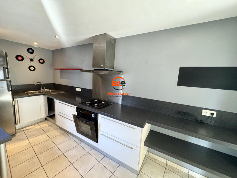 Maison - 96 m² - 3 pièces