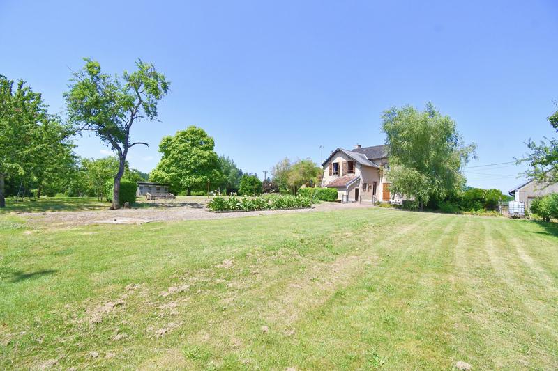 Maison ancienne - 220 m² - 11 pièces