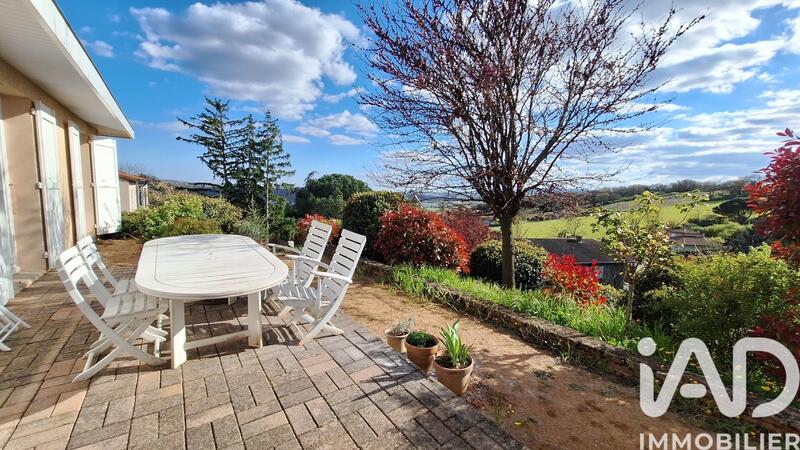 Maison - 106 m² - 4 pièces