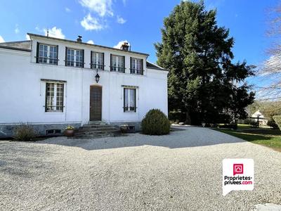 Maison - 155 m² - 6 pièces