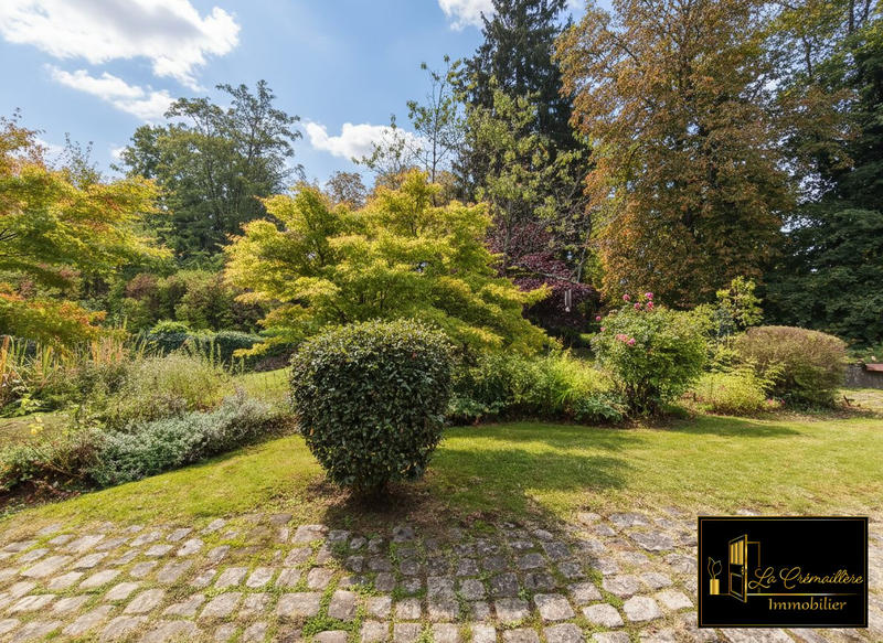 Maison ancienne - 200 m² - 7 pièces