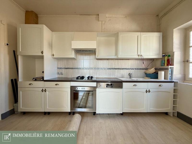 Immeuble - 185 m² - 9 pièces