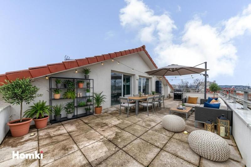 Appartement - 103 m² - 4 pièces