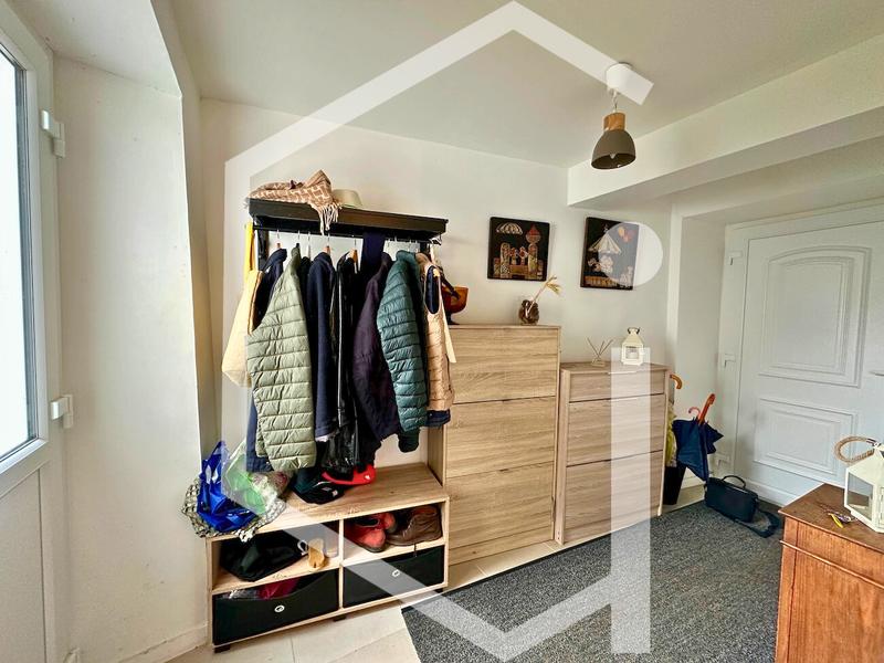 Maison - 182 m² - 7 pièces