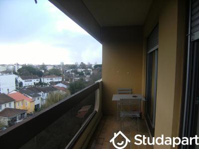 Appartement - 97 m² - 5 pièces