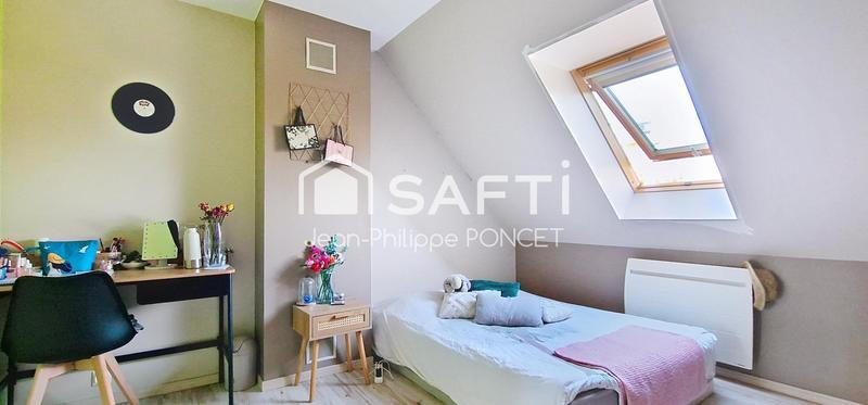 Maison - 125 m² - 8 pièces