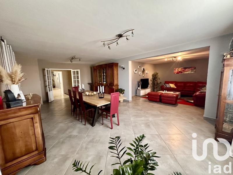 Maison de campagne - 300 m² - 9 pièces