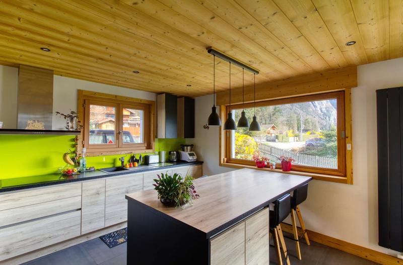 Châlet - 260 m² - 9 pièces