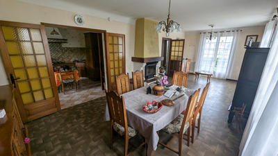 Maison - 104 m² - 5 pièces