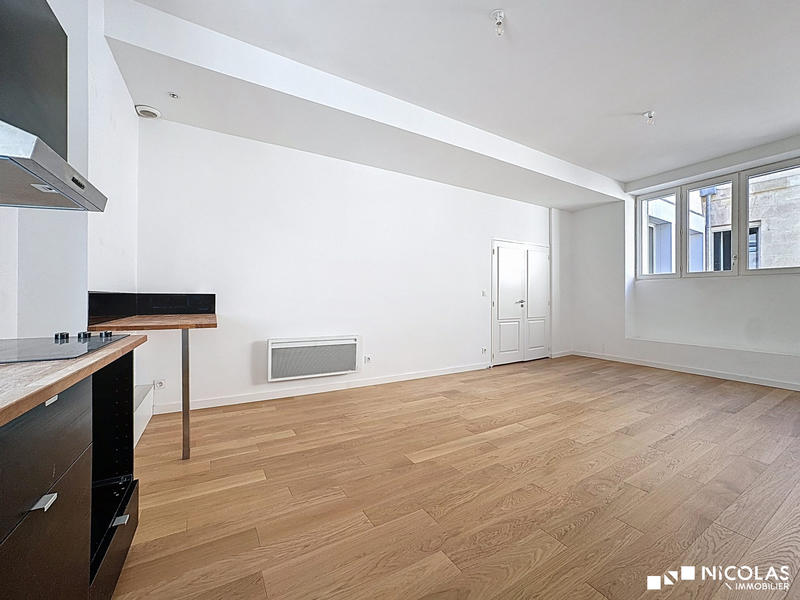 Appartement - 82 m² - 3 pièces