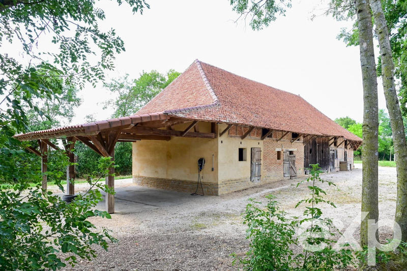 Maison - 258 m² - 8 pièces