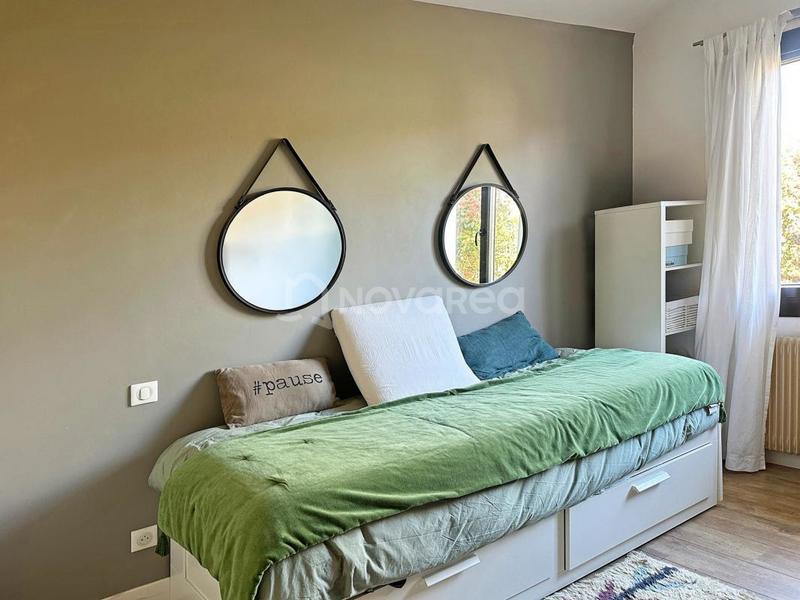 Maison - 140 m² - 5 pièces