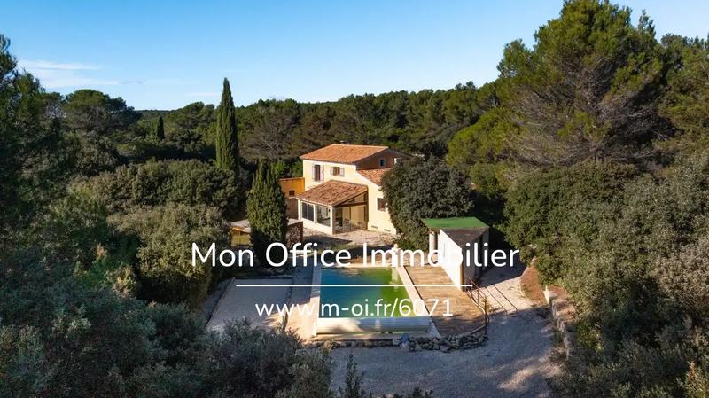 Villa - 200 m² - 8 pièces