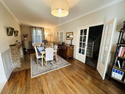 Villa - 148 m² - 7 pièces