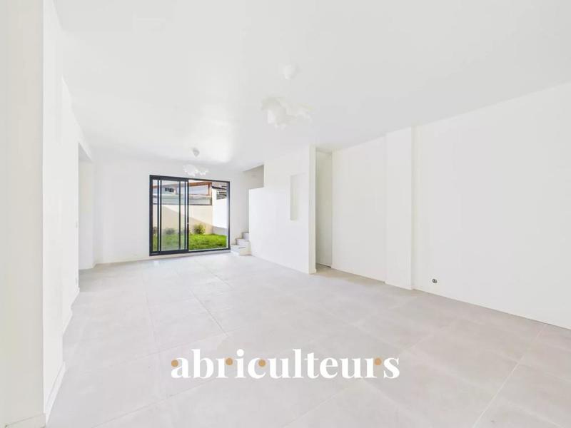 Maison - 122 m² - 5 pièces