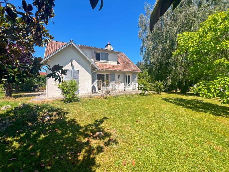 Maison - 166 m² - 5 pièces