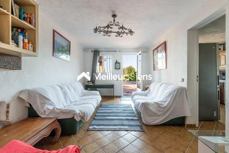Maison - 225 m² - 12 pièces