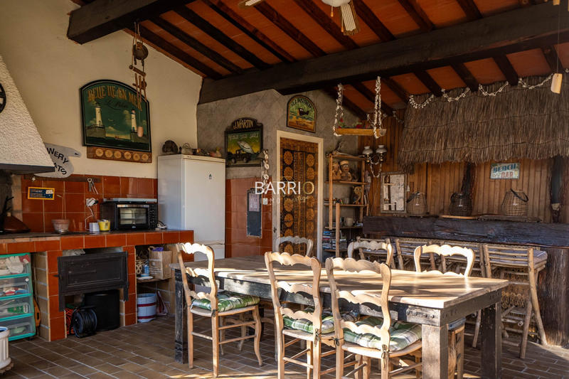 Maison - 224 m² - 7 pièces