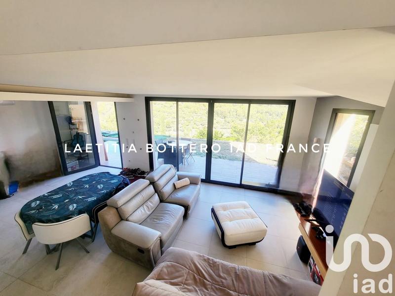 Maison - 122 m² - 5 pièces