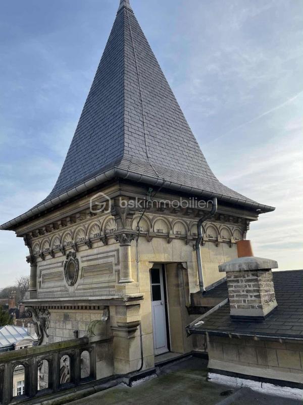 Maison de maîtres - 470 m² - 14 pièces